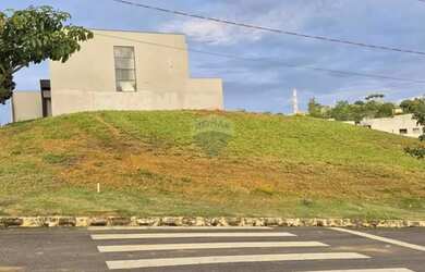 Imagem: O terreno possui 443m² de Área e está localizado em Anchieta