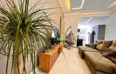 Imagem: A casa possui 3 Dormitórios, 3 Banheiros, 2 Vagas na garagem