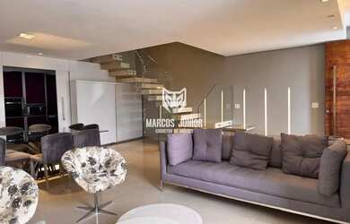 Imagem: A casa possui 3 Dormitórios, 3 Banheiros, 3 Vagas na garagem