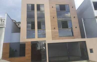 Imagem: A casa possui 3 Dormitórios, 5 Banheiros, 2 Vagas na garagem