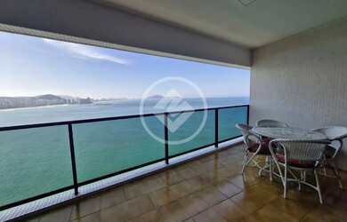 Imagem: O apartamento possui 3 Dormitórios, 5 Banheiros, 3 Vagas na