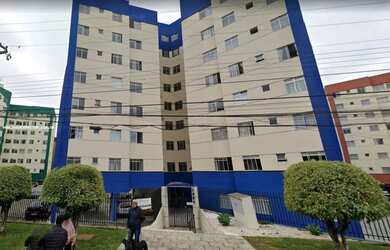 Imagem: O apartamento possui 3 Dormitórios, 1 Banheiro, 1 Vaga na garagem