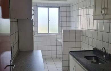 Imagem: O apartamento possui 2 Dormitórios, 2 Banheiros, 2 Vagas na