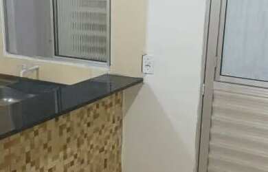 Imagem: A kitnet possui 1 Dormitório, 1 Banheiro, 1 Vaga na garagem