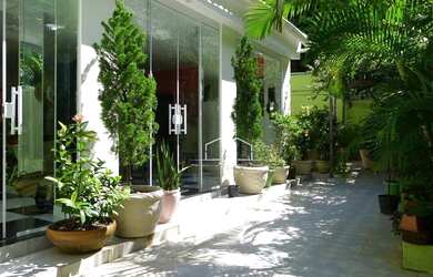 Imagem: A casa em condomínio possui 4 Dormitórios, 3 Banheiros, 2