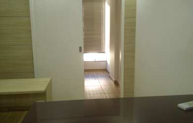 Imagem: Centro comercial para aluguel possui 25 metros quadrados em