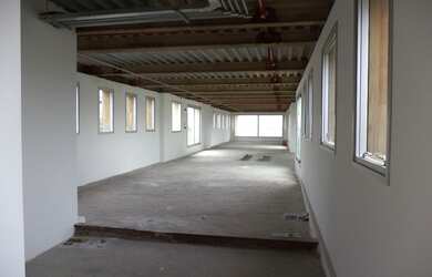 Imagem: O depósito possui 1 Vaga na garagem, 319m² de Área, Imóvel