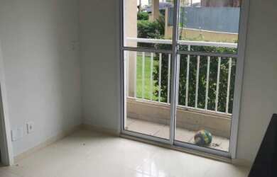 Imagem: O apartamento possui 1 Dormitório, 1 Banheiro, 1 Vaga na garagem