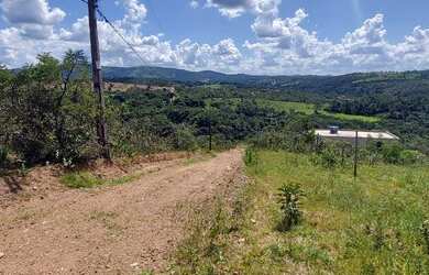 Imagem: A fazenda à venda possui e está localizado em Centro, Betim