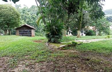 Imagem: A fazenda à venda possui e está localizado em Centro, Betim