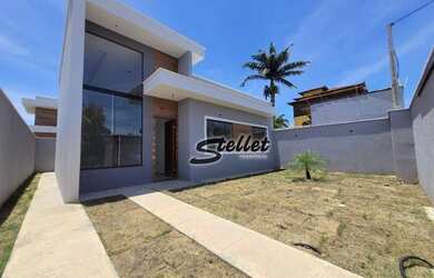 Imagem: A casa possui 3 Dormitórios, 2 Banheiros, 3 Vagas na garagem