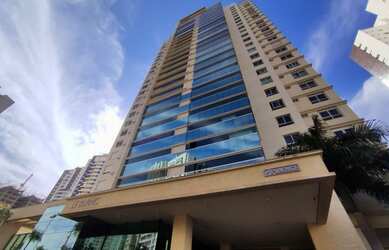 Imagem: O apartamento possui 3 Dormitórios, 5 Banheiros, 3 Vagas na