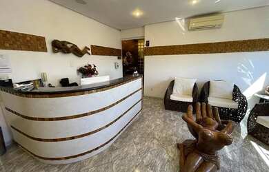 Imagem: O depósito possui 4 Vagas na garagem, 100m² de Área e está