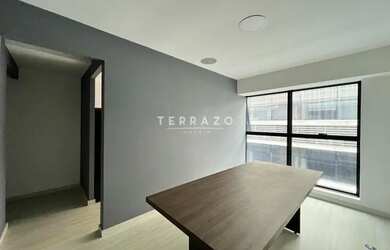 Imagem: O depósito possui 1 Vaga na garagem, 31m² de Área e está