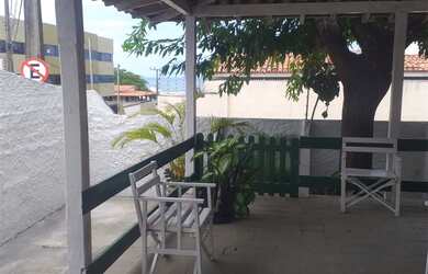 Imagem: A casa possui 5 Dormitórios, 2 Banheiros, 10m² de Área e