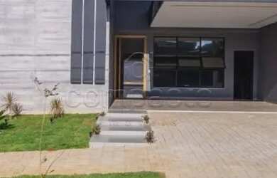 Imagem: A casa em condomínio possui 3 Dormitórios, 5 Banheiros, 4