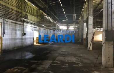 Imagem: O depósito possui 2.500m² de Área e está localizado em