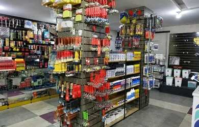 Imagem 1: Ferragistas e Outros. 