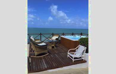 Imagem: A casa possui 5 Dormitórios, 5 Banheiros, 10m² de Área e