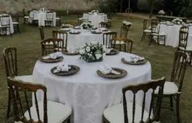 Imagem: A casa possui 5 Vagas na garagem e está localizado em Taguatinga