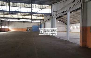 Imagem: O depósito possui 5.346m² de Área e está localizado em