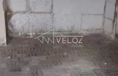 Imagem 5: Kitnet/Conjugado - / Residencial / Glória