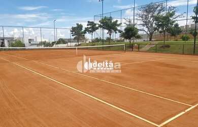 Imagem 7: Terreno no condomínio disponível para venda no bairro Granja Marileusa em Uberlândia-MG