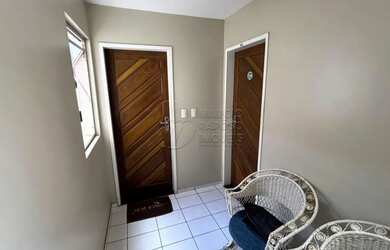 Imagem: O apartamento possui 3 Dormitórios, 1 Banheiro, 1 Vaga na garagem