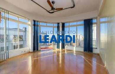 Imagem: O depósito possui 353m² de Área e está localizado em Centro