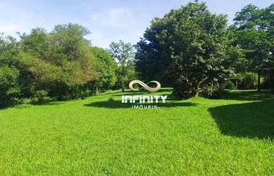 Imagem: O terreno possui 7.900m² de Área e está localizado em Centro