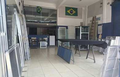 Imagem 3: Loja à venda na Rua Bulhões Marcial, Cordovil, Rio de Janeiro - RJ