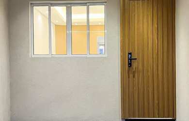 Imagem 2: Sobrado Moderno com 3 Andares Acabamento de Alto Padrão no Jardim Recreio