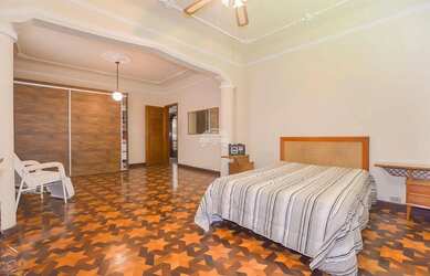 Imagem 10: Vendas Casa Curitiba PR. 250m² de Área, 5 Vagas na garageme3 Dormitórios