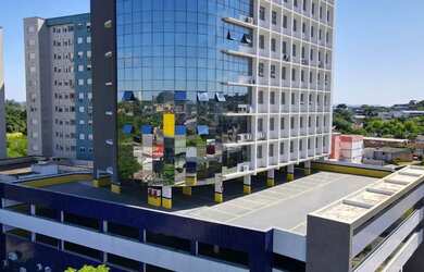 Imagem: O depósito possui 5 Vagas na garagem, 675m² de Área e está