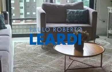 Imagem: O apartamento na cobertura possui 4 Dormitórios, 4 Banheiros