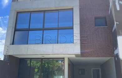 Imagem: A casa em condomínio possui 3 Dormitórios, 5 Banheiros, 2