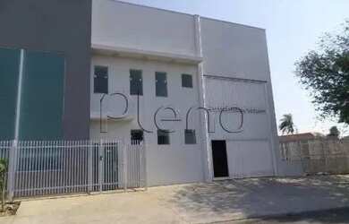 Imagem: O depósito à venda possui 5 Vagas na garagem e 1500m² de