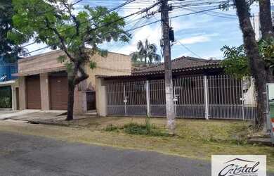 Imagem: O terreno possui 300m² de Área e está localizado em Vila