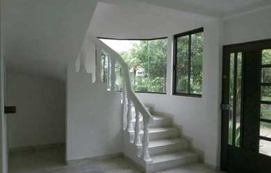 Imagem: A casa em condomínio possui 3 Dormitórios, 3 Banheiros, 3