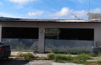 Imagem: A casa possui 3 Dormitórios, 3 Banheiros, 3 Vagas na garagem