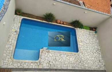 Imagem: A casa à venda possui 4 Dormitórios, 4 Banheiros, 3 Vagas