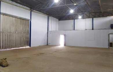 Imagem 8: Galpão para Venda em Goiânia, PARQUE MARACANÃ, 2 banheiros, 30 vagas