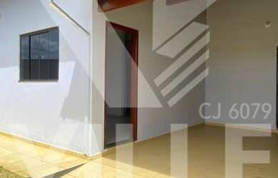 Imagem: A casa possui 2 Dormitórios, 2 Banheiros, 2 Vagas na garagem