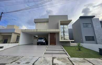 Imagem: A casa em condomínio possui 4 Dormitórios, 5 Banheiros, 4