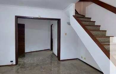 Imagem: O depósito possui 2 Vagas na garagem, 100m² de Área e está