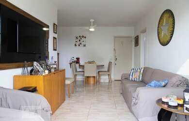 Imagem: O apartamento possui 2 Dormitórios, 2 Banheiros, 1 Vaga na