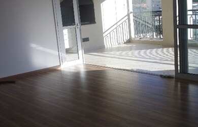 Imagem: O apartamento possui 3 Dormitórios, 5 Banheiros, 2 Vagas na