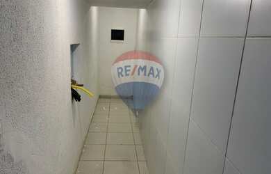 Imagem 13: Casa com 10 salas, 300m² - Venda por R$ 2.350.000 ou Aluguel por R$ 7.600/mês...