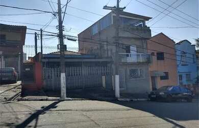 Imagem: A casa possui 2 Dormitórios, 1 Banheiro e 167m² de Área e