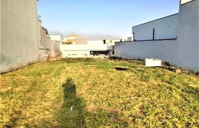 Imagem: O terreno possui 250m² de Área e está localizado em Sumaré